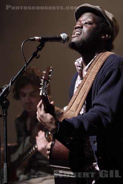 MICHAEL KIWANUKA - 2011-04-04 - PARIS - La Cigale - 